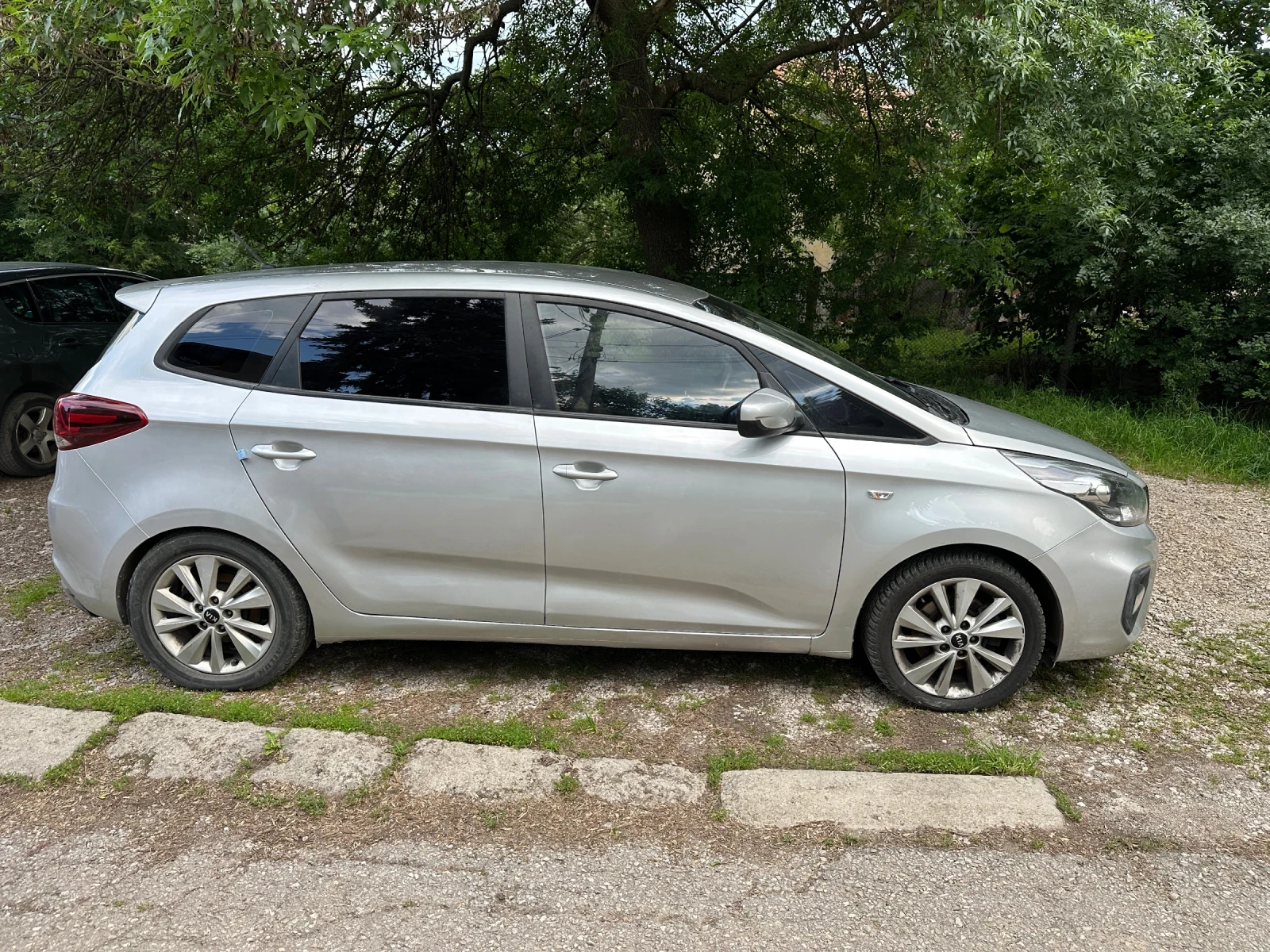 Kia Carens  - изображение 4