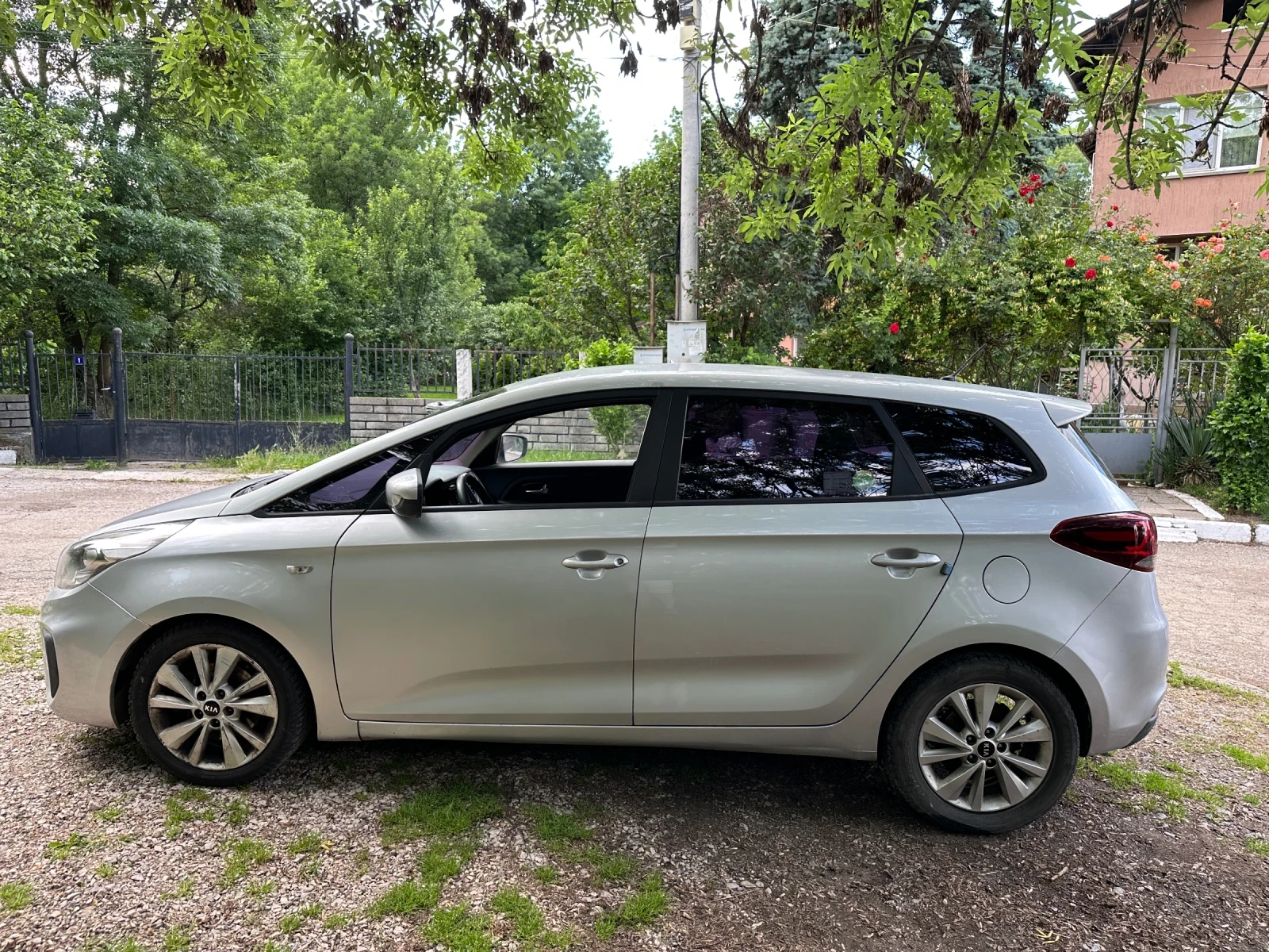 Kia Carens  - изображение 3