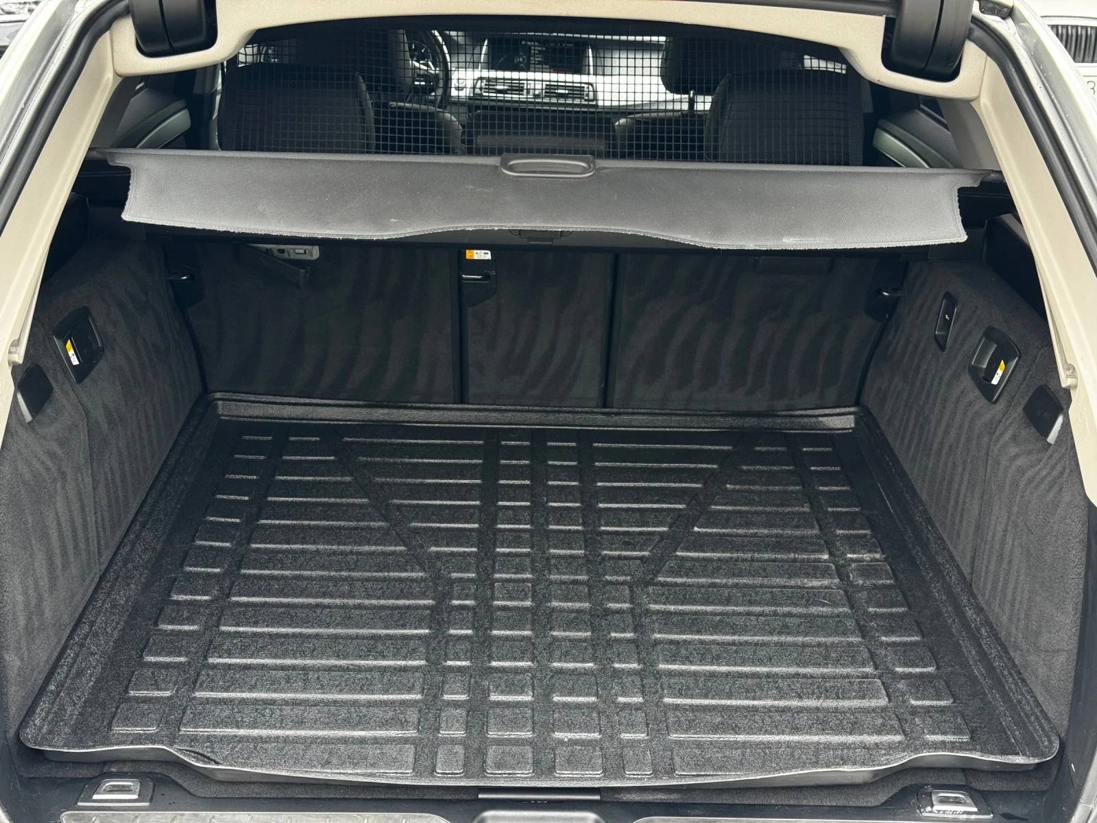 BMW 525 d xDrive Touring LCI Luxury Line FACELIFT 2014 | Mobile.bg   16