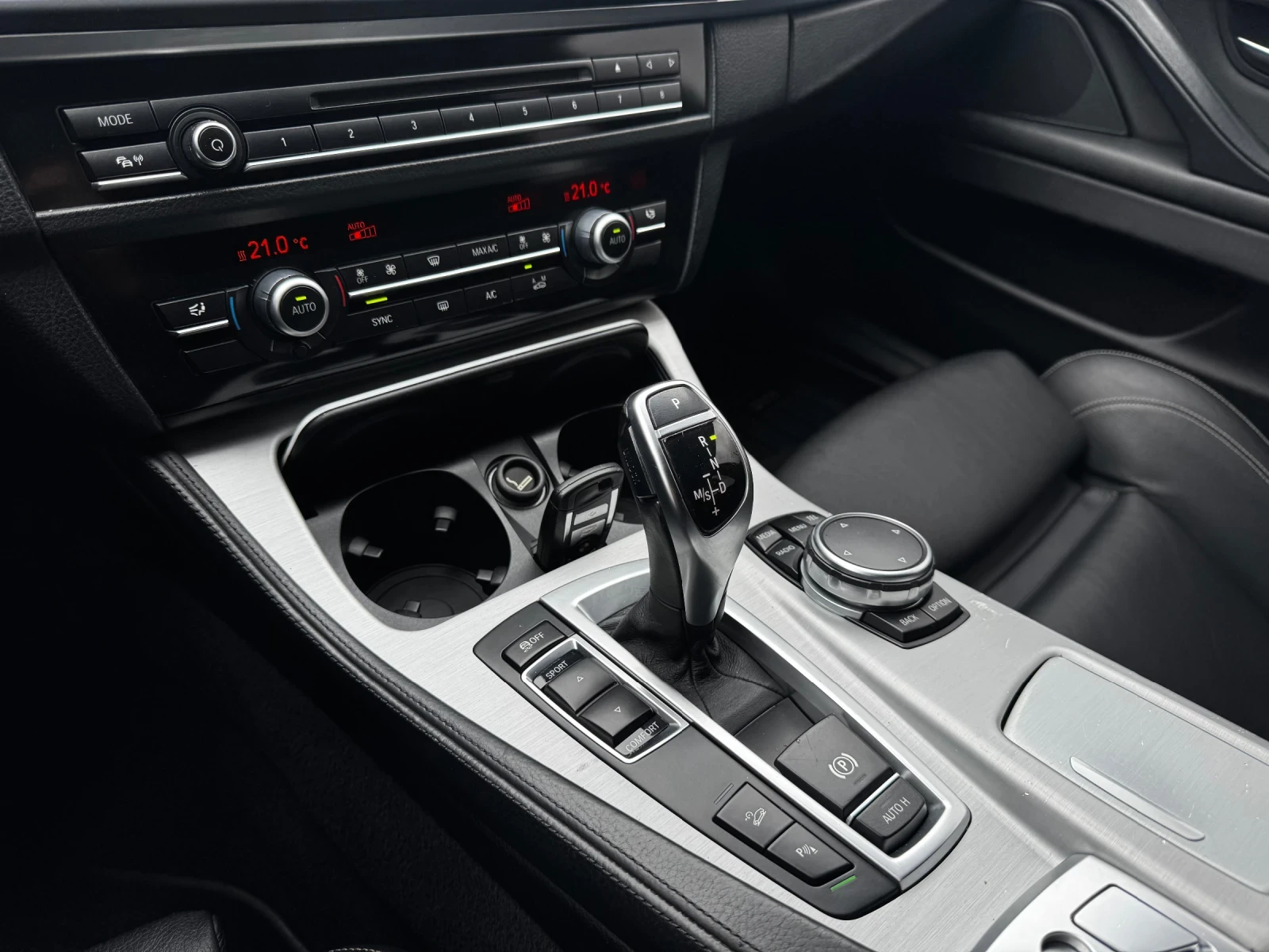 BMW 525 d xDrive Touring LCI Luxury Line FACELIFT 2014 | Mobile.bg   11