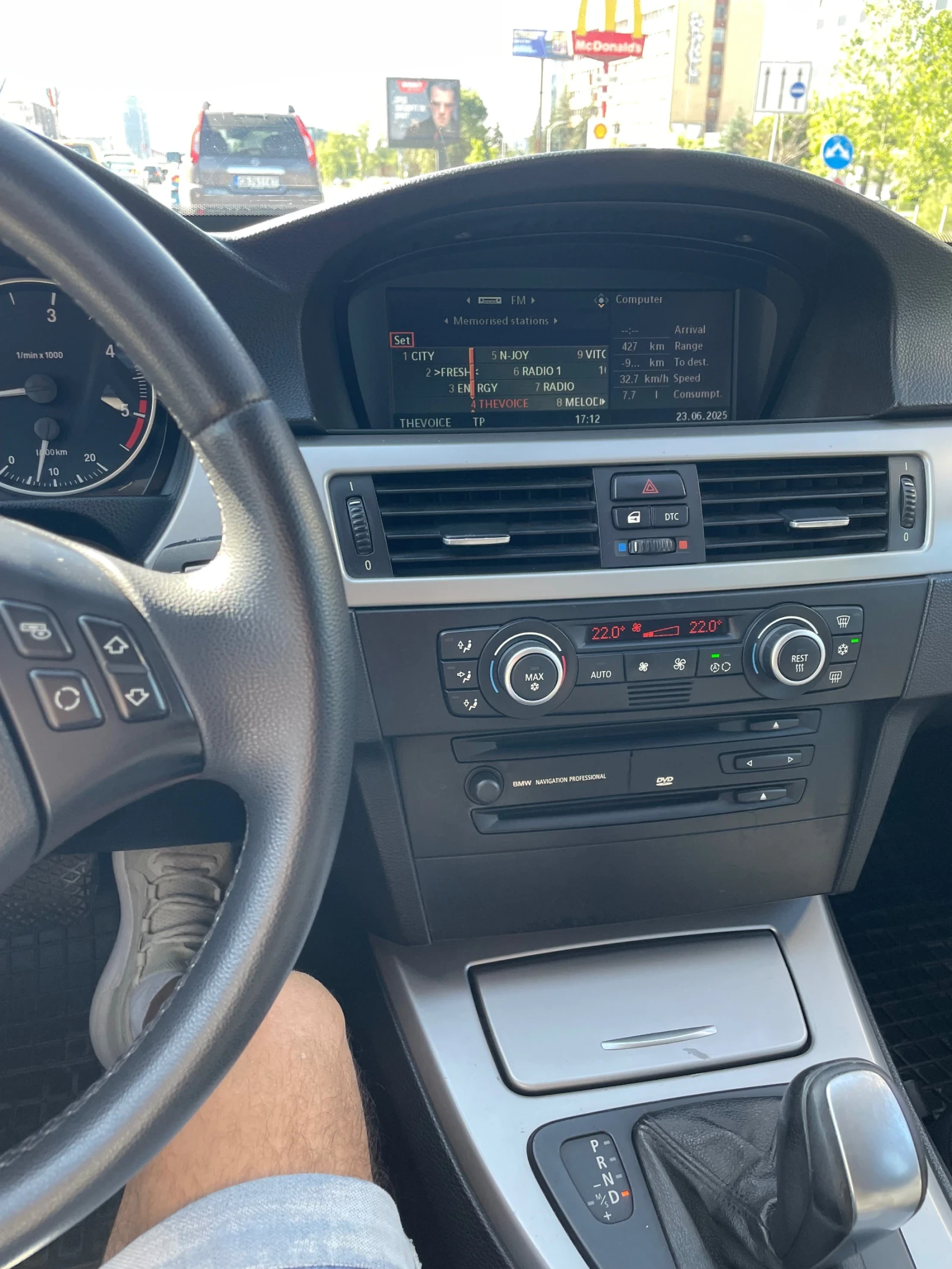 BMW 320  - изображение 2