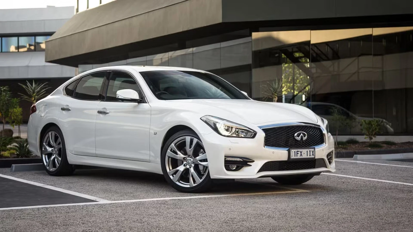 Infiniti Q70 | Mobile.bg   1