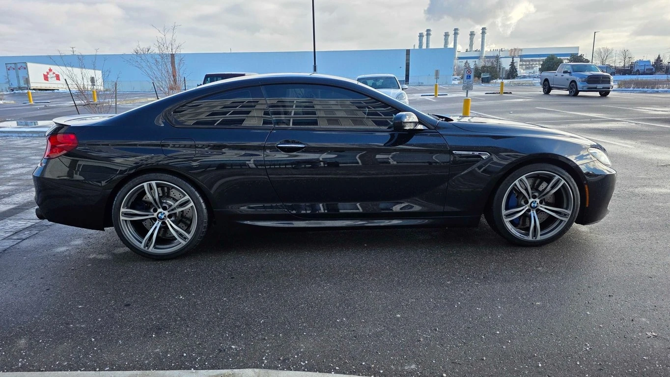 BMW M6 * 2dr Cpe * CARFAX * БЕЗ ПЪРВОНАЧАЛНА ВНОСКА - изображение 3