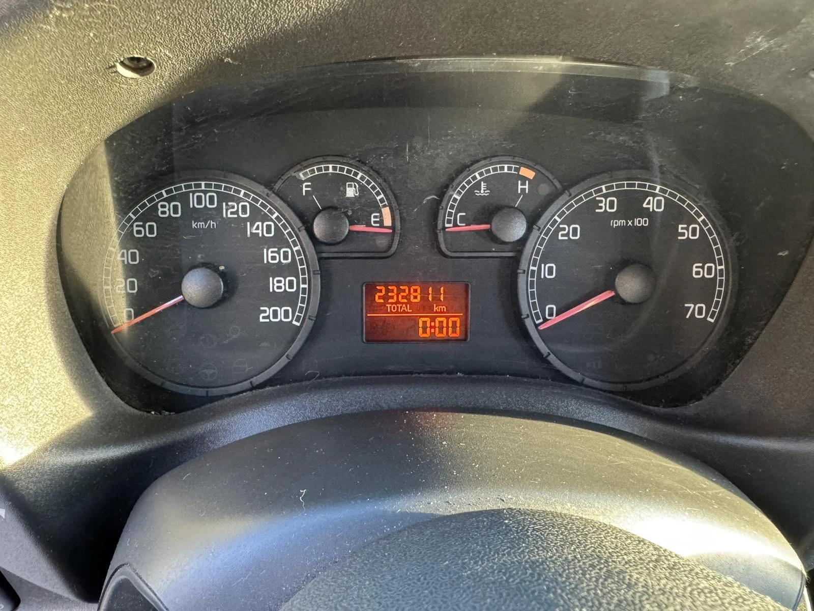 Fiat Doblo 1.9 JTD 105 к.с - изображение 9