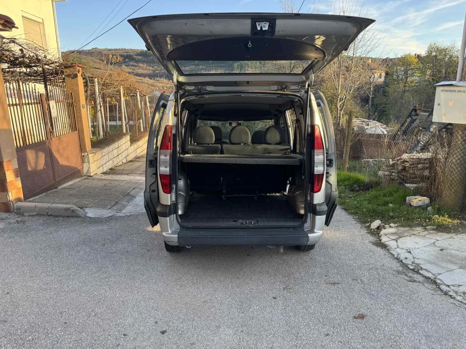 Fiat Doblo 1.9 JTD 105 к.с - изображение 4