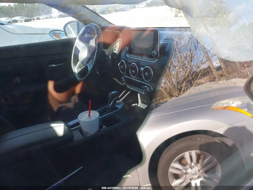 Nissan Sentra 2l Sv Xtronic Cvt - изображение 5