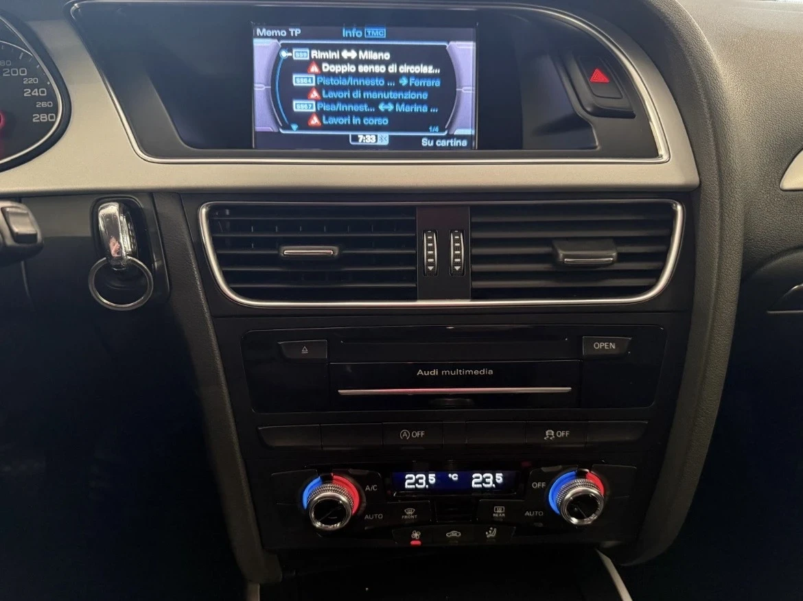 Audi A4 2.0 TDI, снимка 9 - Автомобили и джипове - 53711788