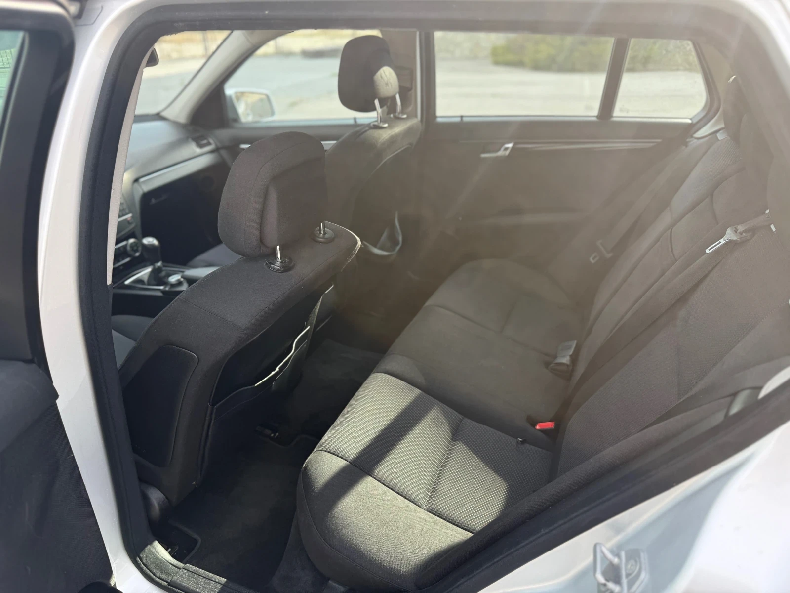 Mercedes-Benz C 200 OM646 подгрев, снимка 8 - Автомобили и джипове - 54223110