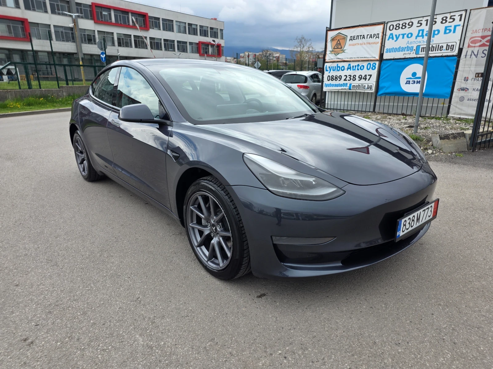 Tesla Model 3 LFP 2023, снимка 3 - Автомобили и джипове - 54282181