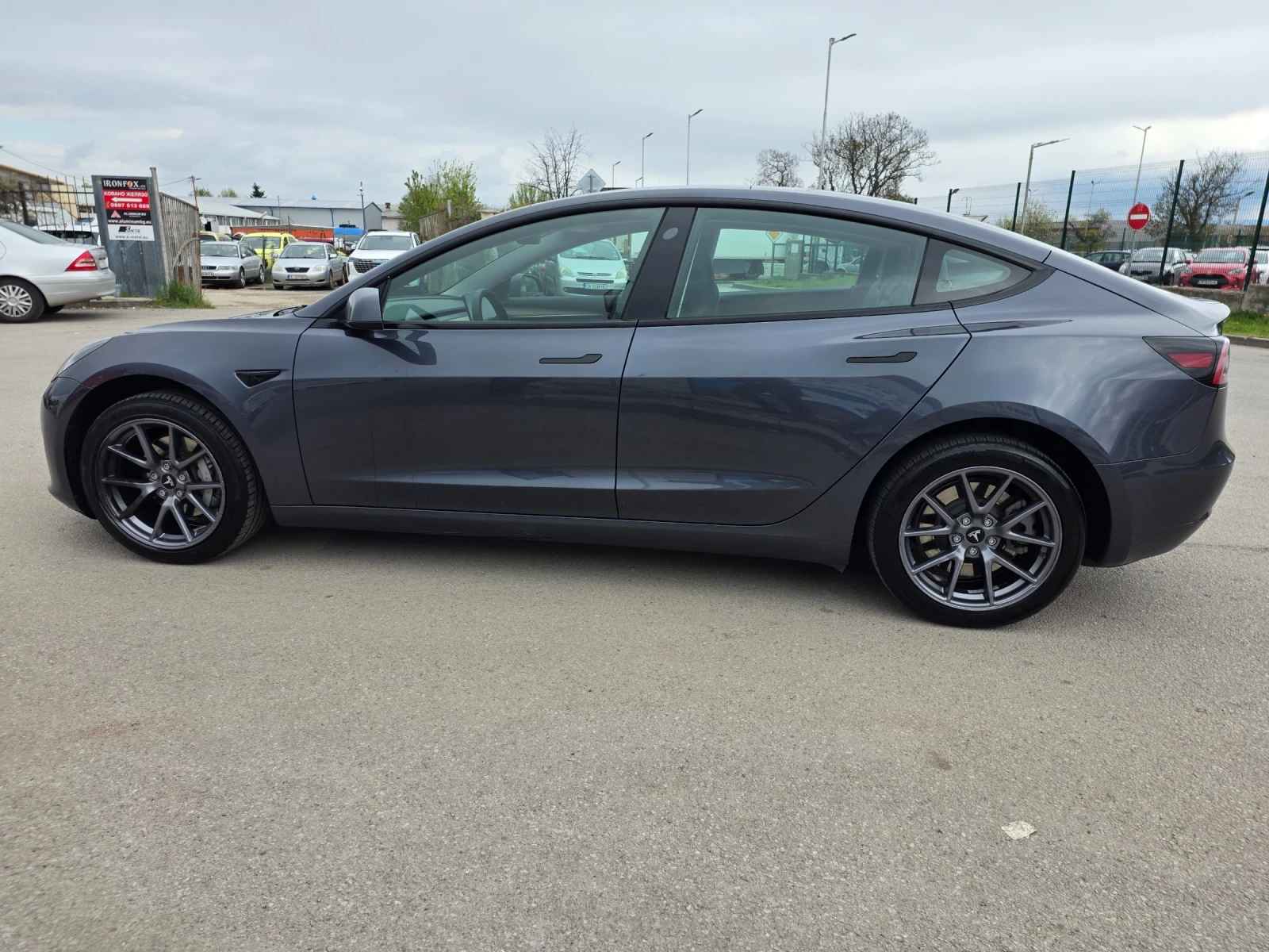 Tesla Model 3 LFP 2023, снимка 8 - Автомобили и джипове - 54282181