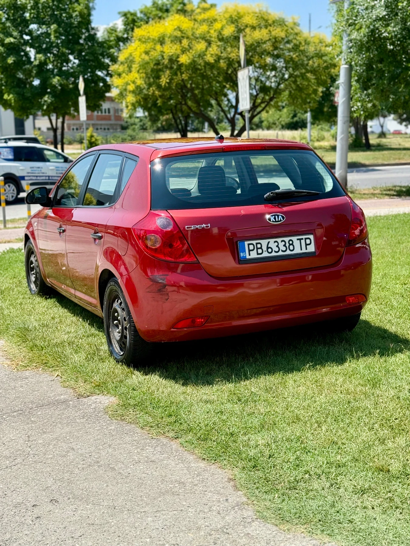 Kia Ceed 1.6 CRDi | Mobile.bg � ����������� 4