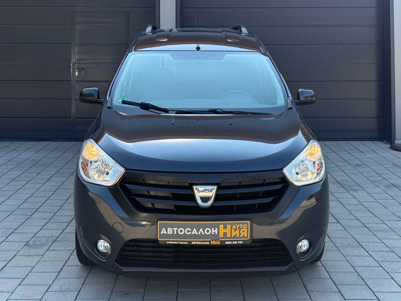 Dacia Dokker 1.6 LPG * NAVI* Tempomat* , снимка 2 - Автомобили и джипове - 55170405