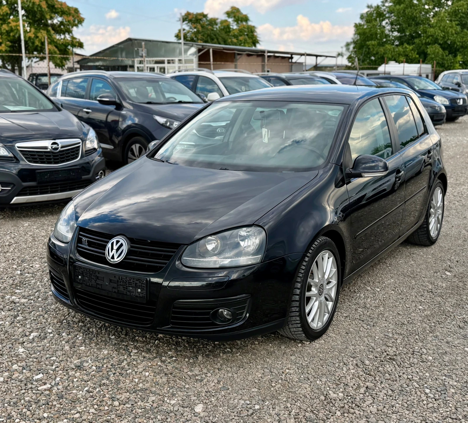 VW Golf 1.9 GT * 6 СКОРОСТИ * КОЖА * НАВИГАЦИЯ * КАМЕРА * 