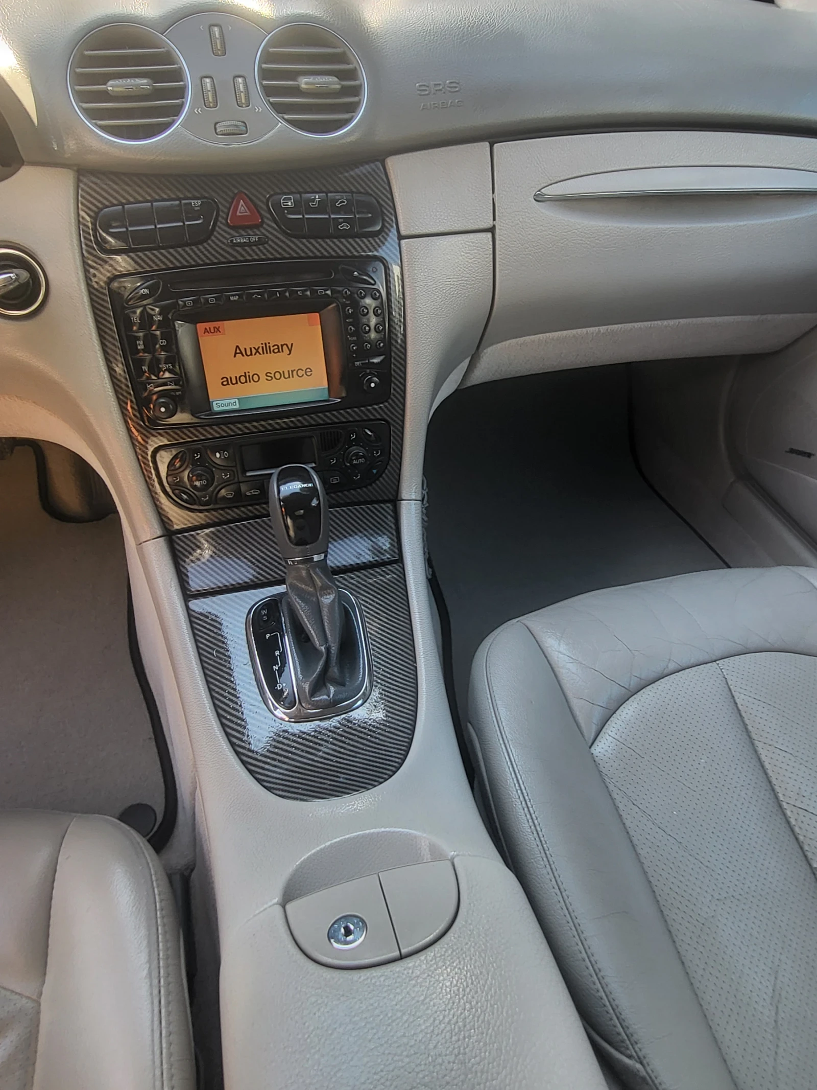 Mercedes-Benz CLK 500, снимка 11 - Автомобили и джипове - 55372939