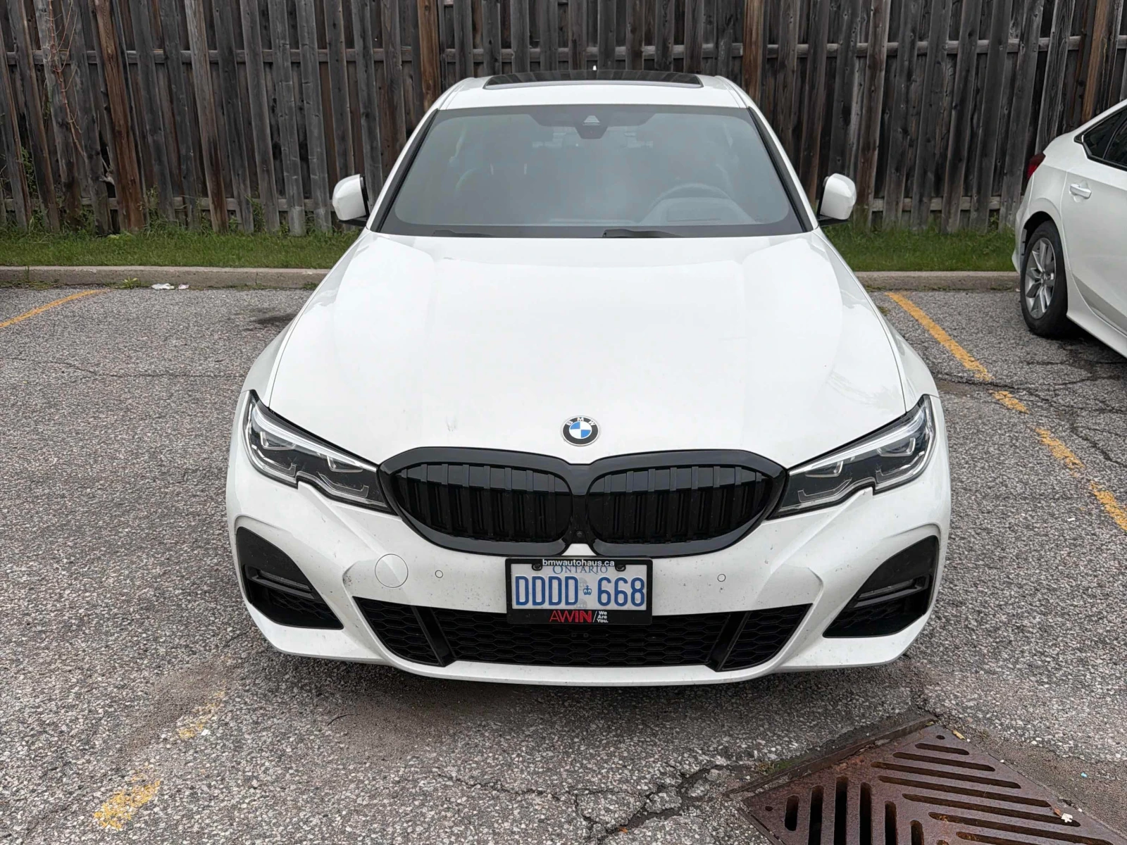 BMW 330 * 330i xDrive * CARFAX * БЕЗ ПЪРВОНАЧАЛНА ВНОСКА, снимка 6 - Автомобили и джипове - 55969762