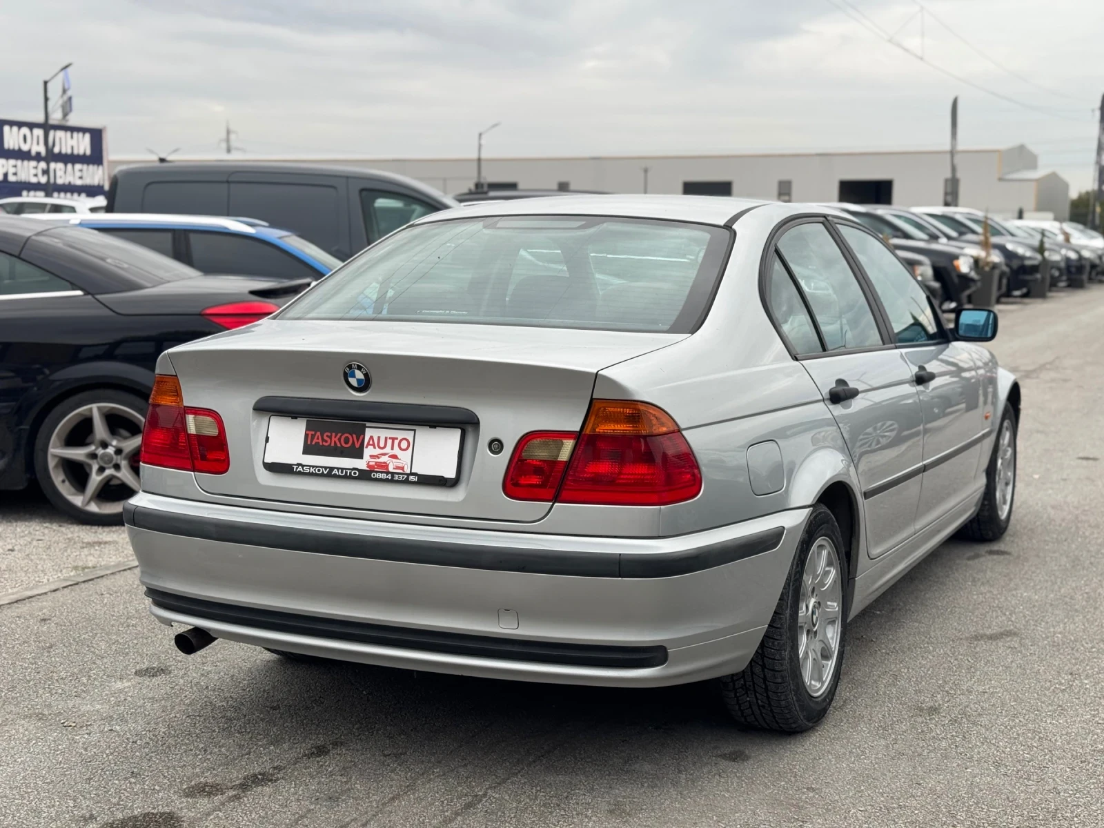 BMW 318, снимка 6 - Автомобили и джипове - 56514656