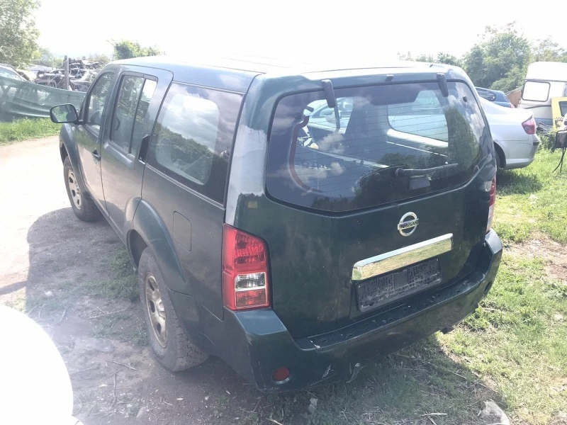 Nissan Pathfinder 2.5dCI, 4x4, 174 кс., снимка 4 - Автомобили и джипове - 45657475