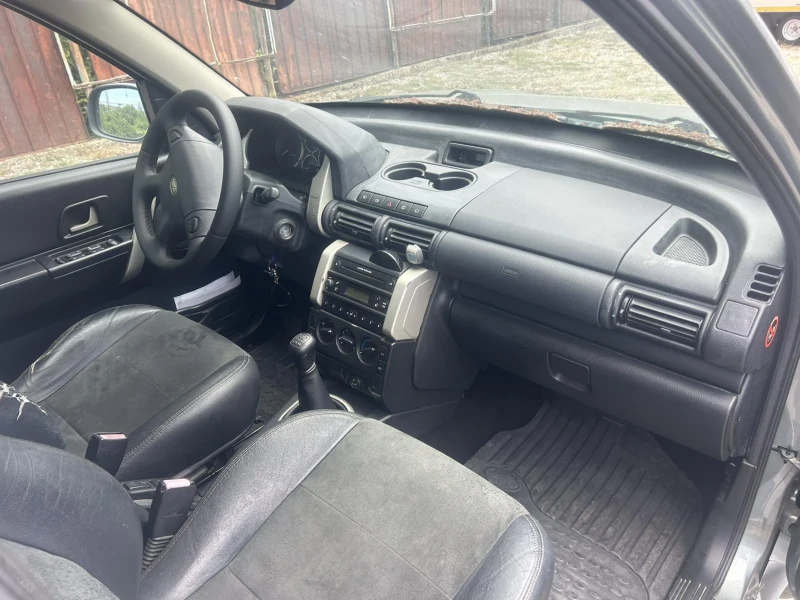 Land Rover Freelander, снимка 6 - Автомобили и джипове - 52733316