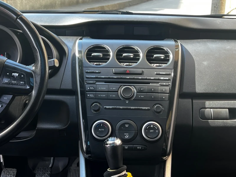 Mazda CX-7 2.2, снимка 9 - Автомобили и джипове - 51596551