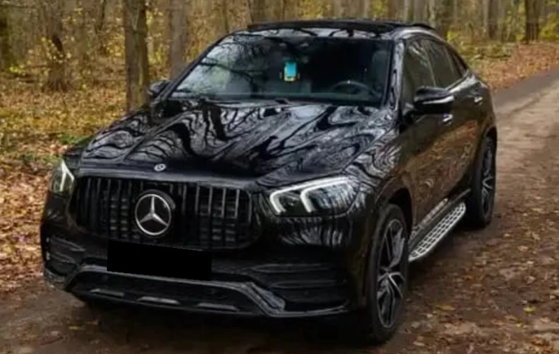 Mercedes-Benz GLE Coupe 400d 4Matic AMG line, снимка 3 - Автомобили и джипове - 52622005