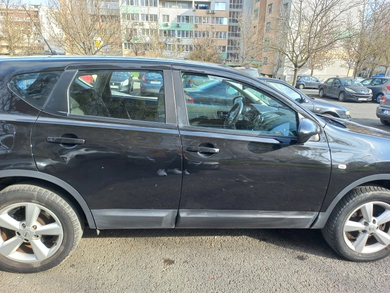 Nissan Qashqai, снимка 5 - Автомобили и джипове - 52679768