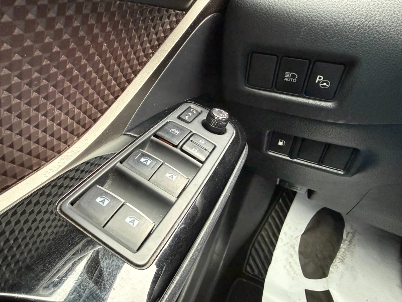 Toyota C-HR Hybrid/Кожа/Екстров/ГАРАНЦИЯ, снимка 14 - Автомобили и джипове - 53001105