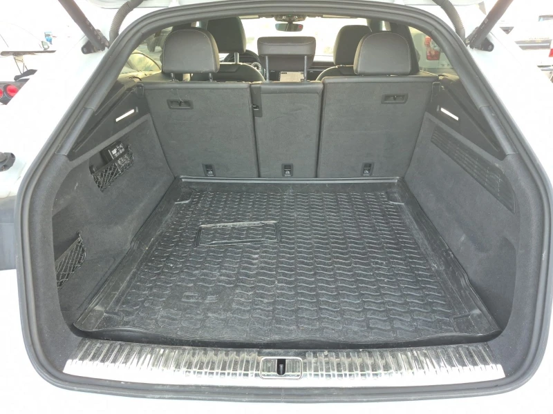 Audi Q8 PROGRESSIV С РЕГИСТРАЦИЯ & АВТО КРЕДИТ, снимка 5 - Автомобили и джипове - 53386273