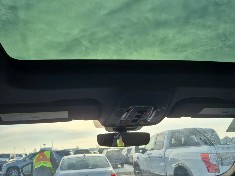 Audi Q8 PROGRESSIV С РЕГИСТРАЦИЯ & АВТО КРЕДИТ, снимка 13 - Автомобили и джипове - 53386273