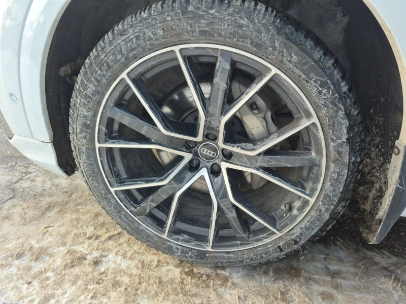 Audi Q8 PROGRESSIV С РЕГИСТРАЦИЯ & АВТО КРЕДИТ, снимка 7 - Автомобили и джипове - 53386273
