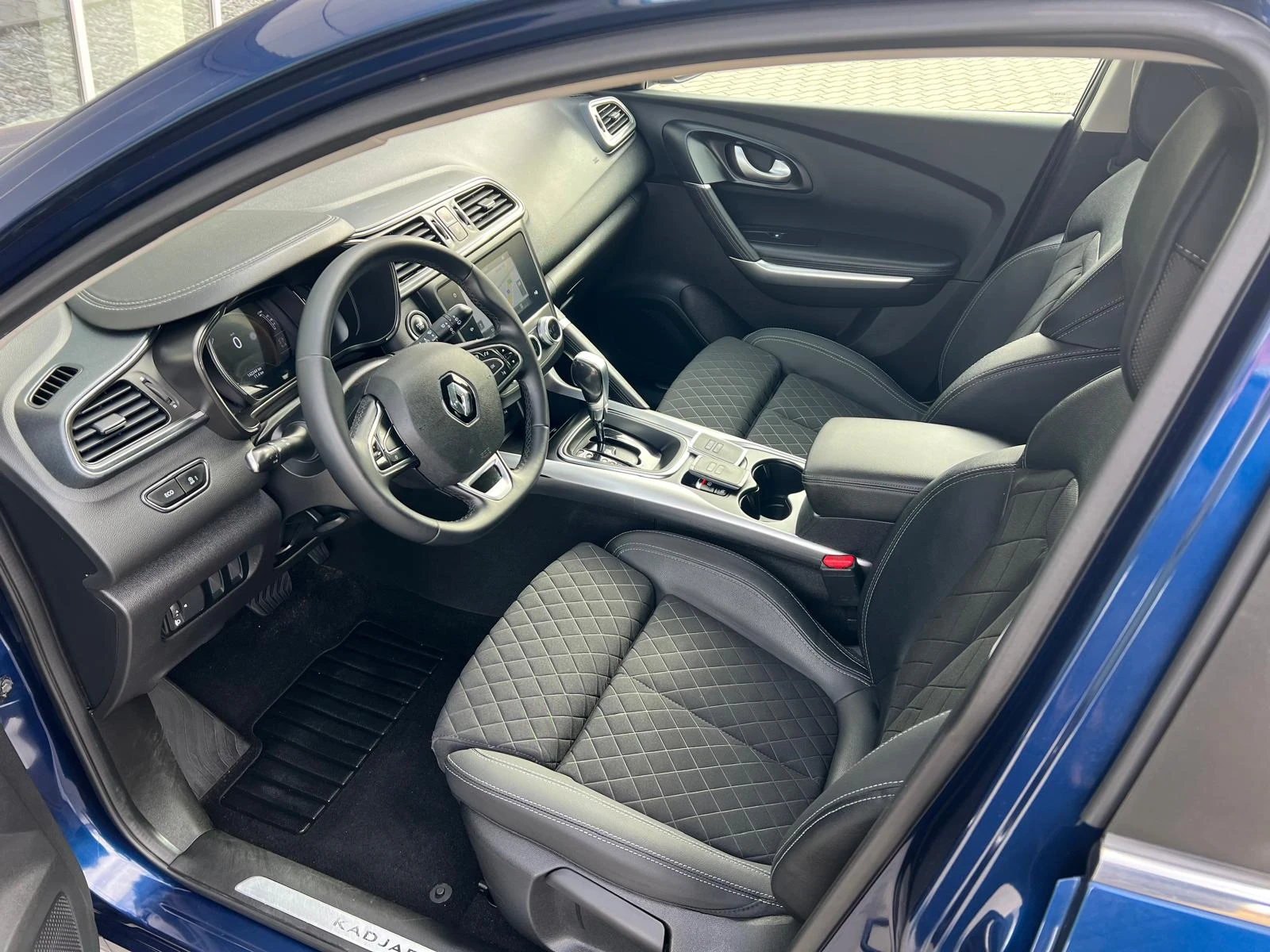 Renault Kadjar 1.3-ENERGY TCe 160  Edition Keyless Full Led | Mobile.bg   11