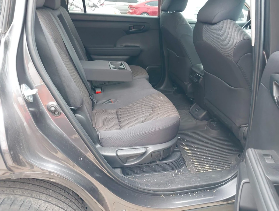 Toyota Highlander HYBRID LE - изображение 9