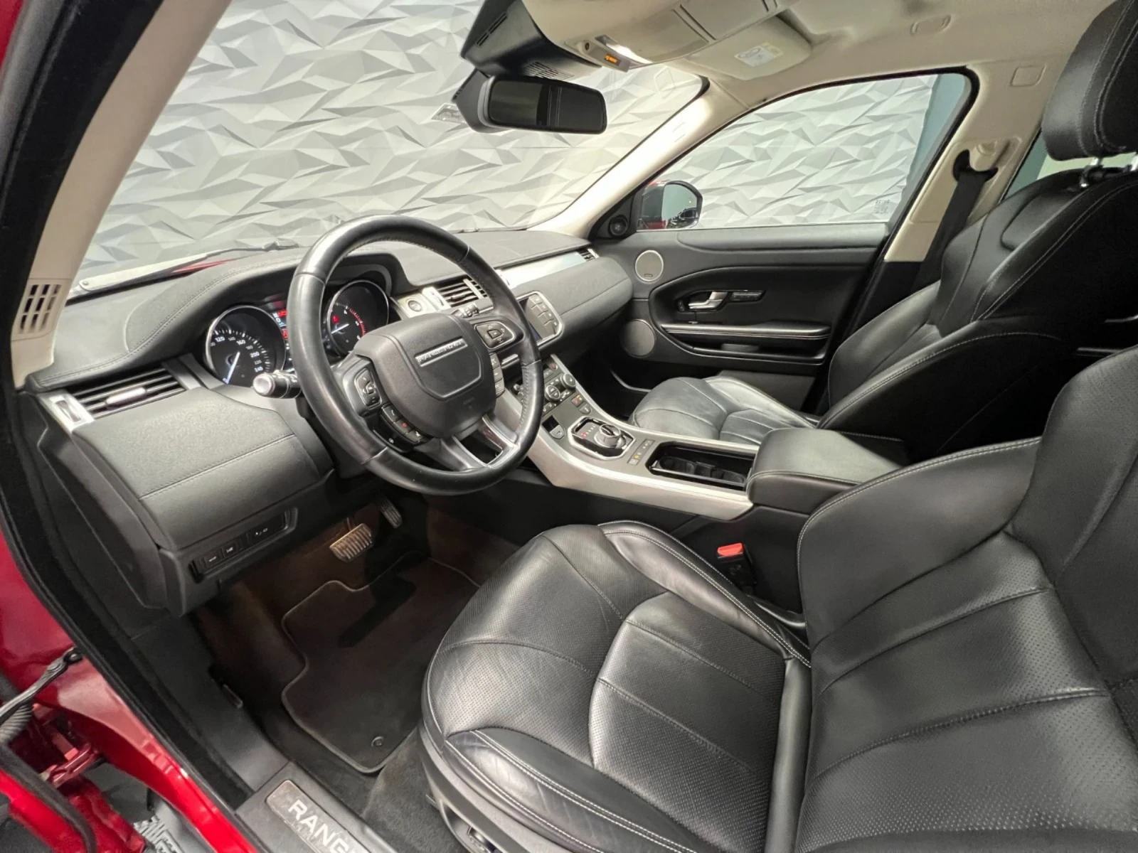 Land Rover Evoque HSE TD4 - изображение 8