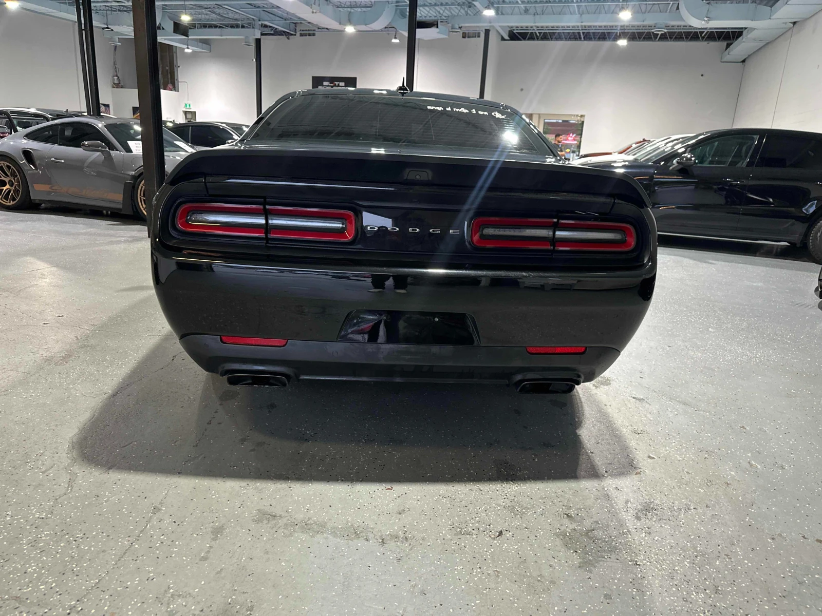 Dodge Challenger CARFAX * * АВТО КРЕДИТ * *  - изображение 5