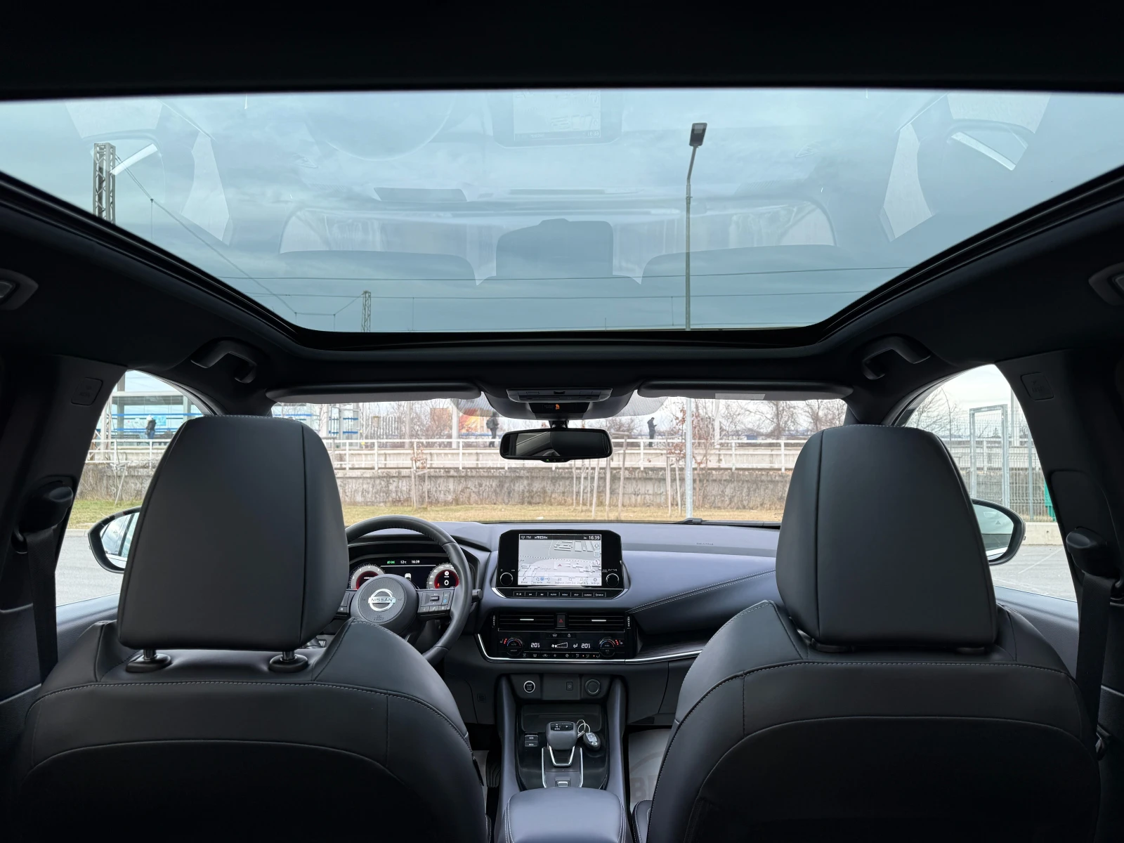 Nissan Qashqai 360 CAMERA* ��������* ������� �����* FULL* FULL*  | Mobile.bg � ����������� 13