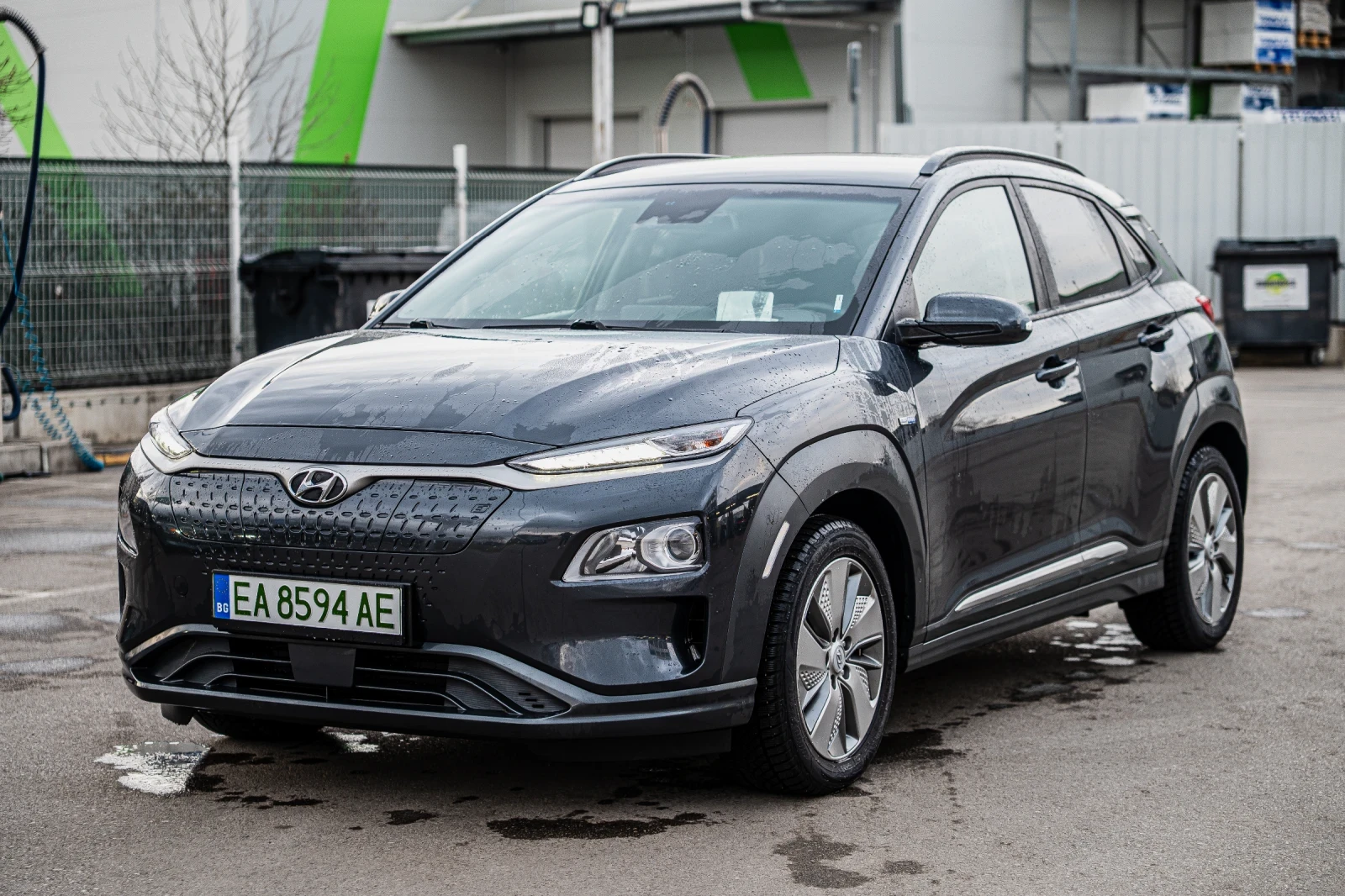 Hyundai Kona 64kWh SOH100% Термопомпа Гаранция , снимка 2 - Автомобили и джипове - 53975971