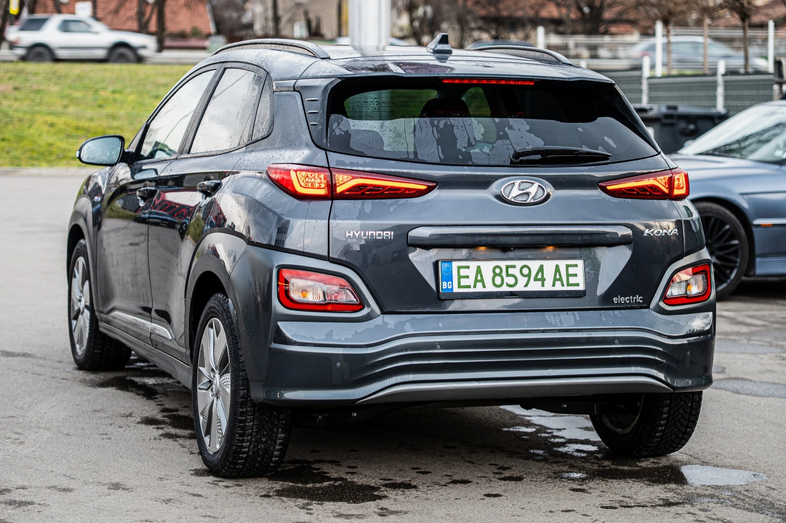 Hyundai Kona 64kWh SOH100% Термопомпа Гаранция , снимка 4 - Автомобили и джипове - 53975971