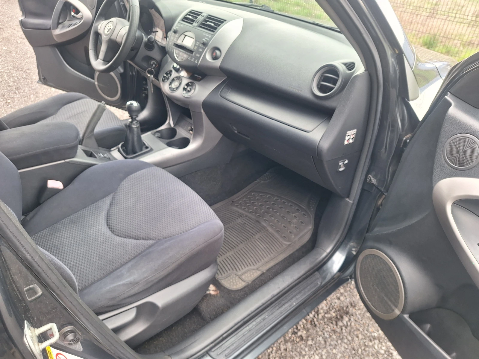 Toyota Rav4 2.2d4d 136k.c | Mobile.bg � ����������� 9