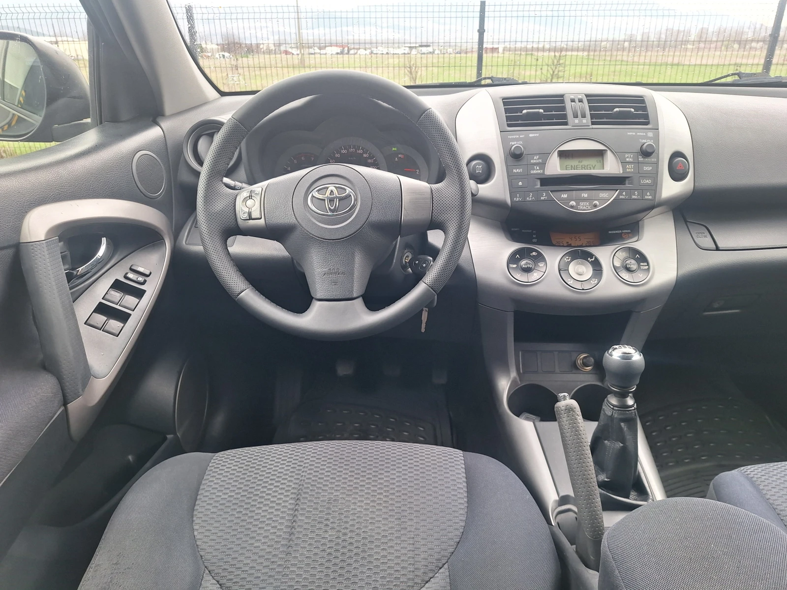 Toyota Rav4 2.2d4d 136k.c, снимка 8 - Автомобили и джипове - 54057733