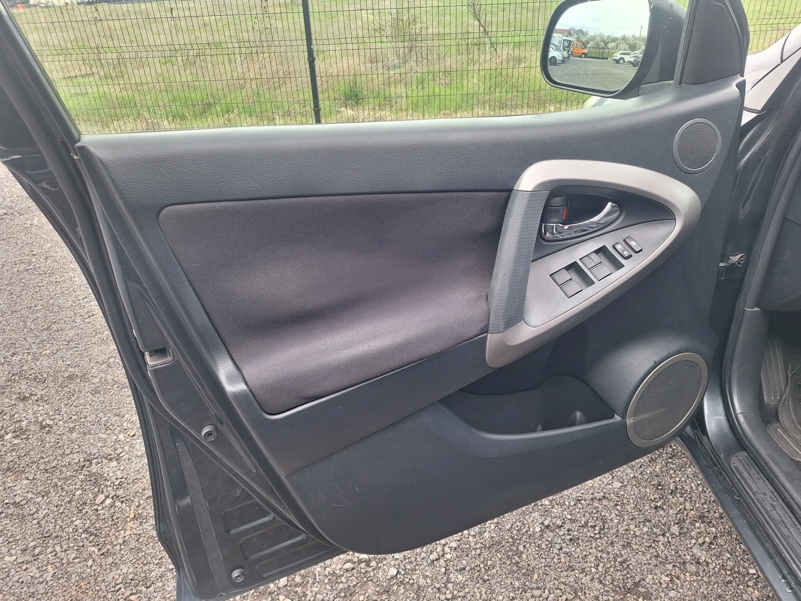 Toyota Rav4 2.2d4d 136k.c | Mobile.bg � ����������� 10