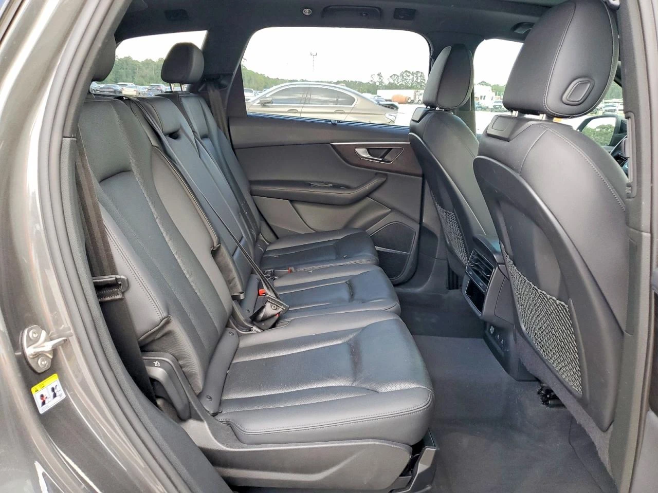 Audi Q7 2.0l Premium Plus, снимка 11 - Автомобили и джипове - 54417371