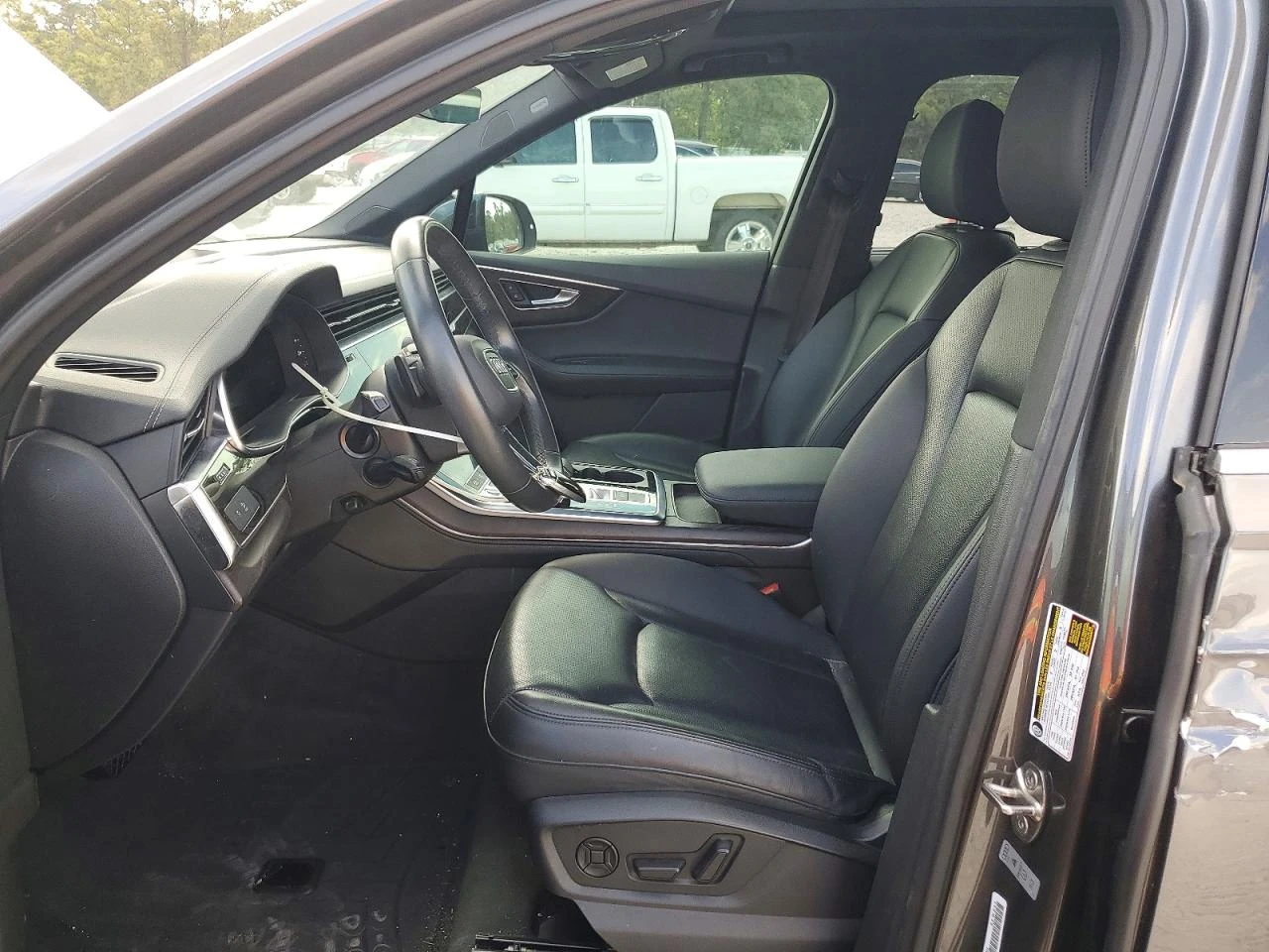 Audi Q7 2.0l Premium Plus, снимка 7 - Автомобили и джипове - 54417371