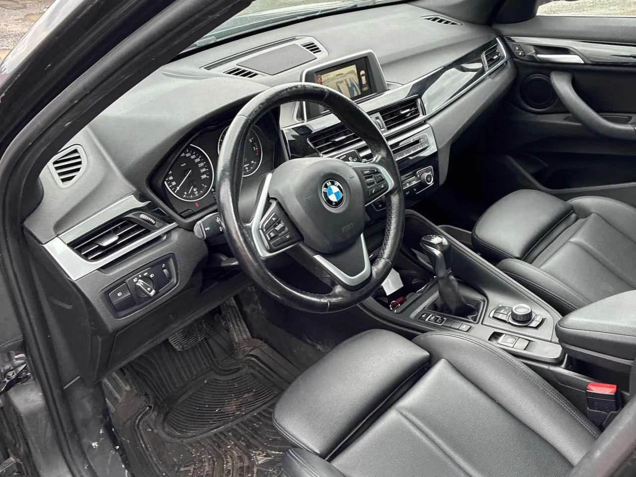 BMW X1 * xDrive28i * КАМЕРА * ПОДГРЕВ * ПАМЕТ, снимка 5 - Автомобили и джипове - 54418034