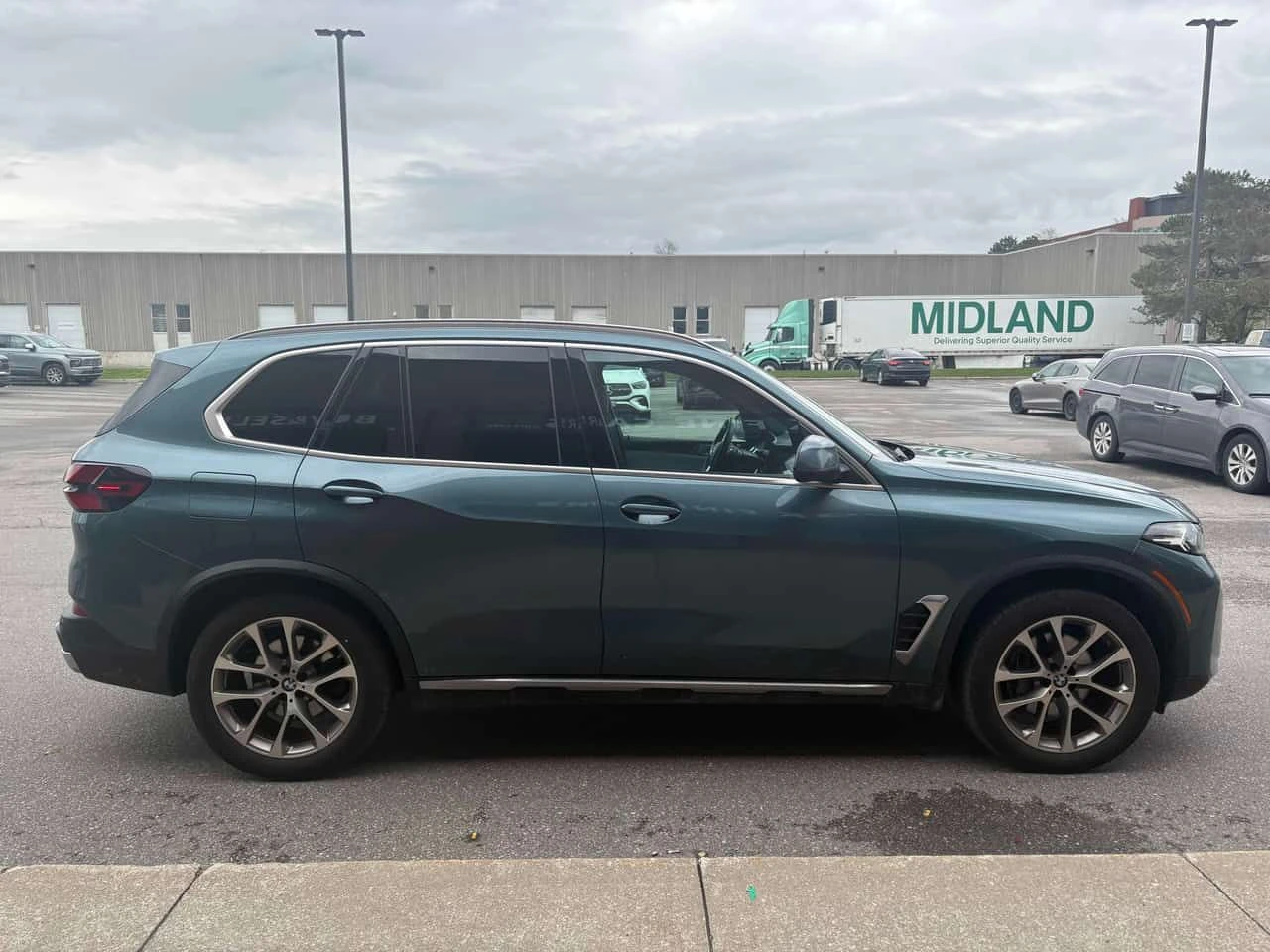 BMW X5 * xDrive40i * DISTRONIC* HARMAN/KARDON* 360* HUD* , снимка 3 - Автомобили и джипове - 54478221