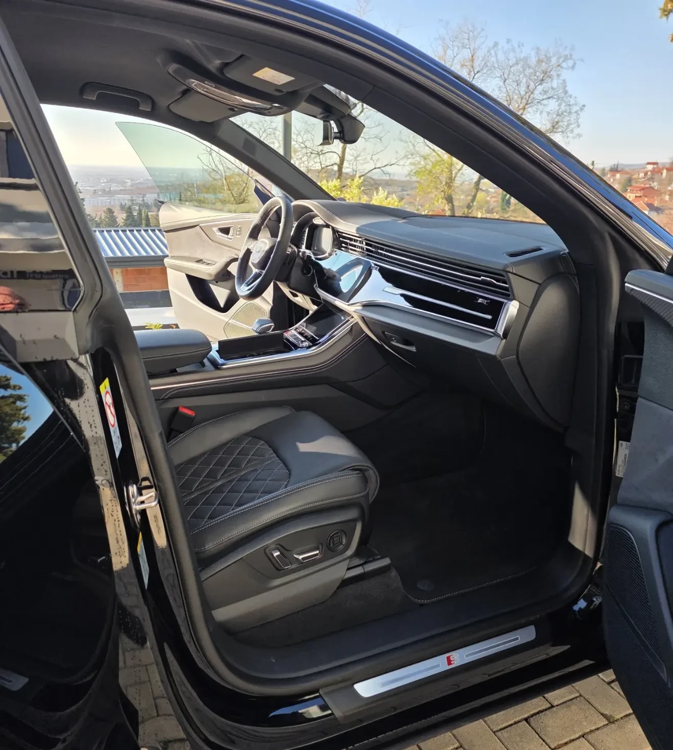 Audi SQ8 4.0 V8 TFSI, снимка 9 - Автомобили и джипове - 54683419