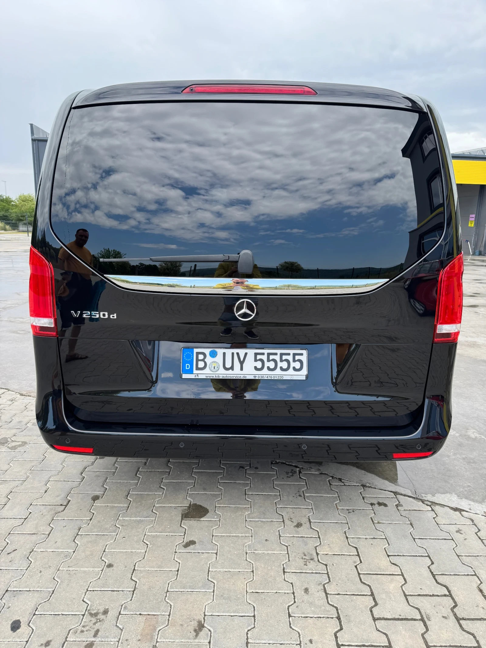 Mercedes-Benz V 250  - изображение 3