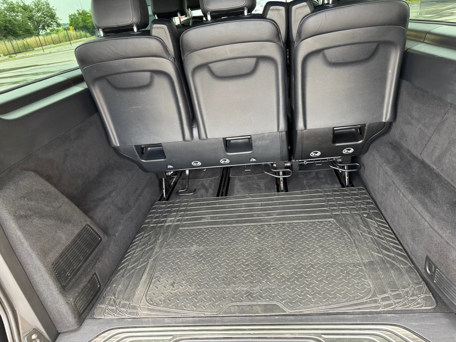 Mercedes-Benz V 250  - изображение 10