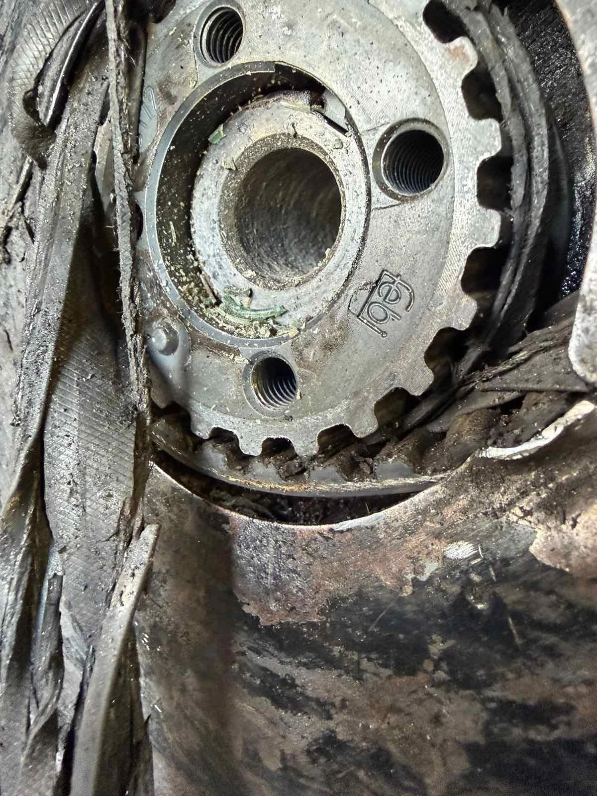 VW Transporter 2.5TDI, снимка 13 - Бусове и автобуси - 53928540