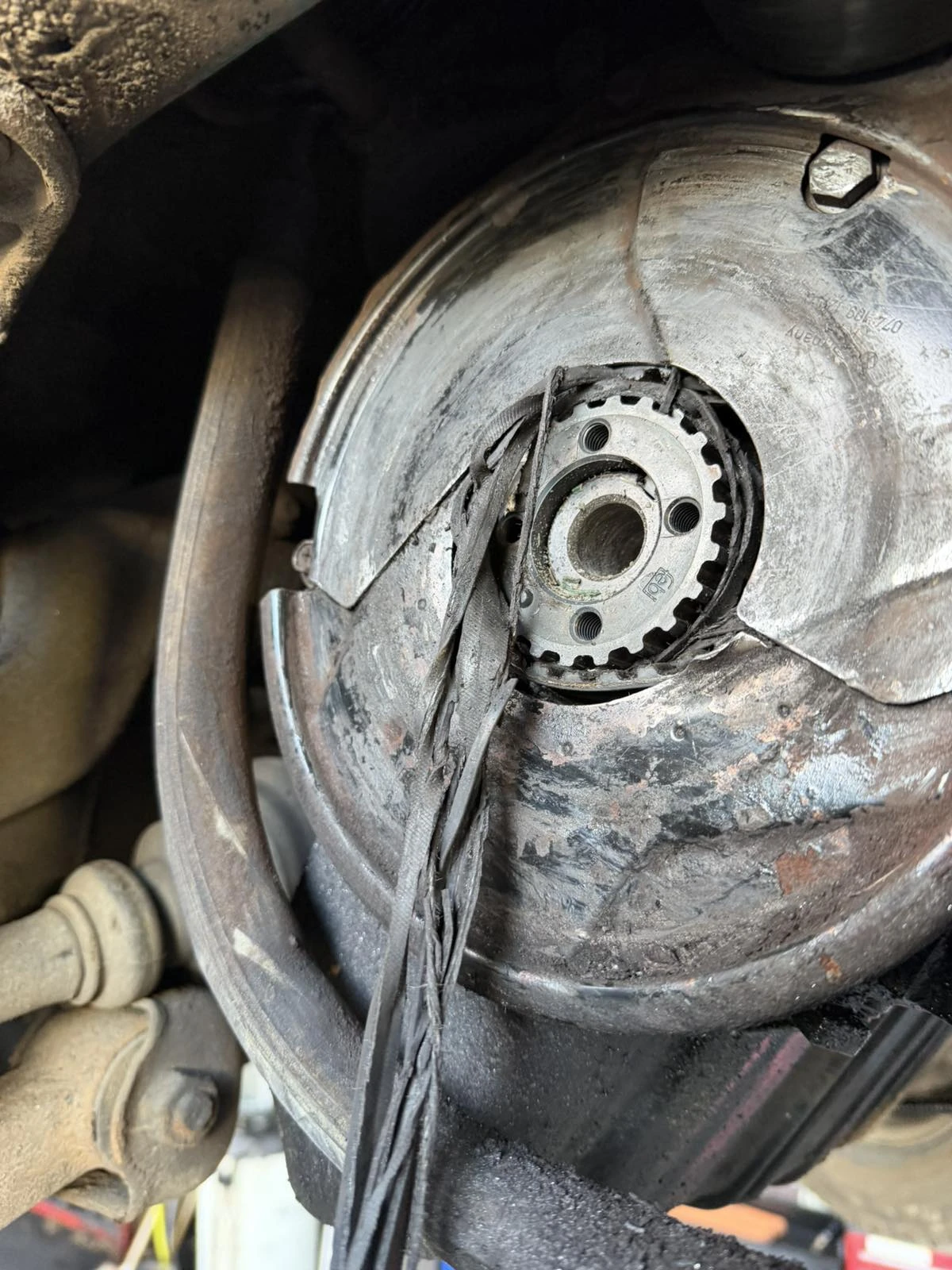 VW Transporter 2.5TDI, снимка 15 - Бусове и автобуси - 53928540