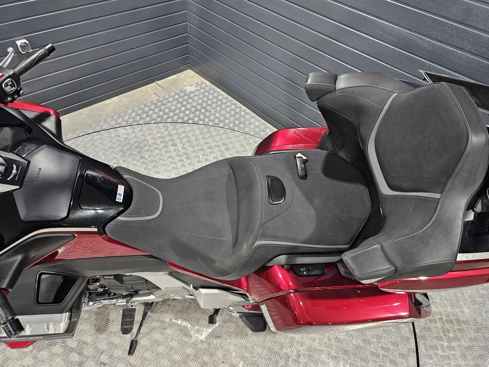 Honda Gold Wing RED and BLACK, снимка 14 - Мотоциклети и мототехника - 55282235