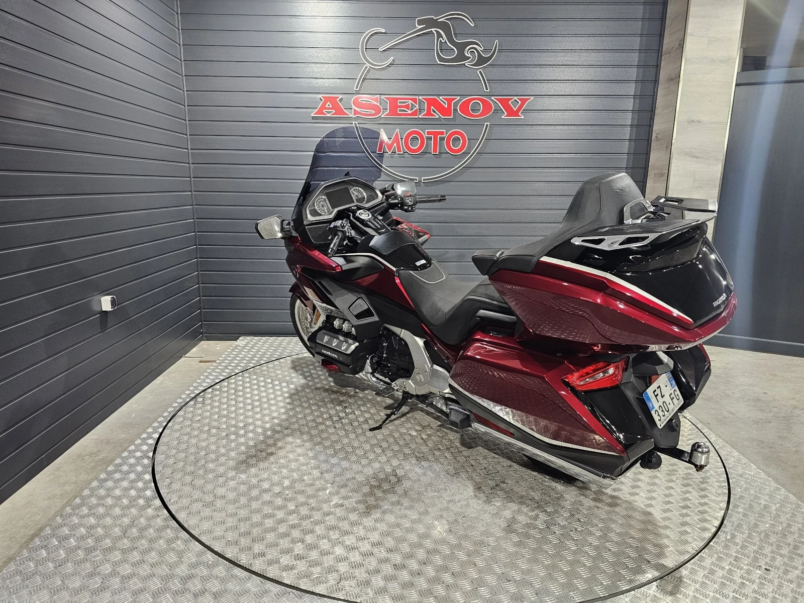 Honda Gold Wing RED and BLACK, снимка 5 - Мотоциклети и мототехника - 55282235